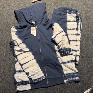 VENUS Blue and White Tie-Dye Hoodie Set